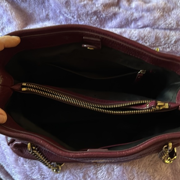Kate Spade Mulberry Plum color handbag. Gold tone hardware. - Picture 5 of 9